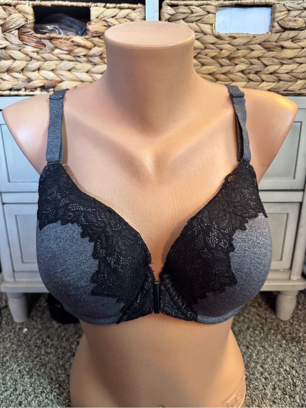 Torrid Curve 36D Front-Close Gray Lace Underwire Bra